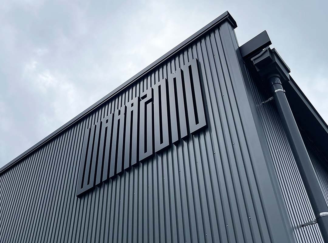 会社のおしゃれなカルプ文字看板